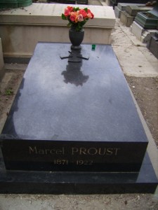 dsci0070 my exclamation of "proust!" upon stumbling onto this icon's final resting place prompted an argument with my boyfriend. i was geeked; he was startled.